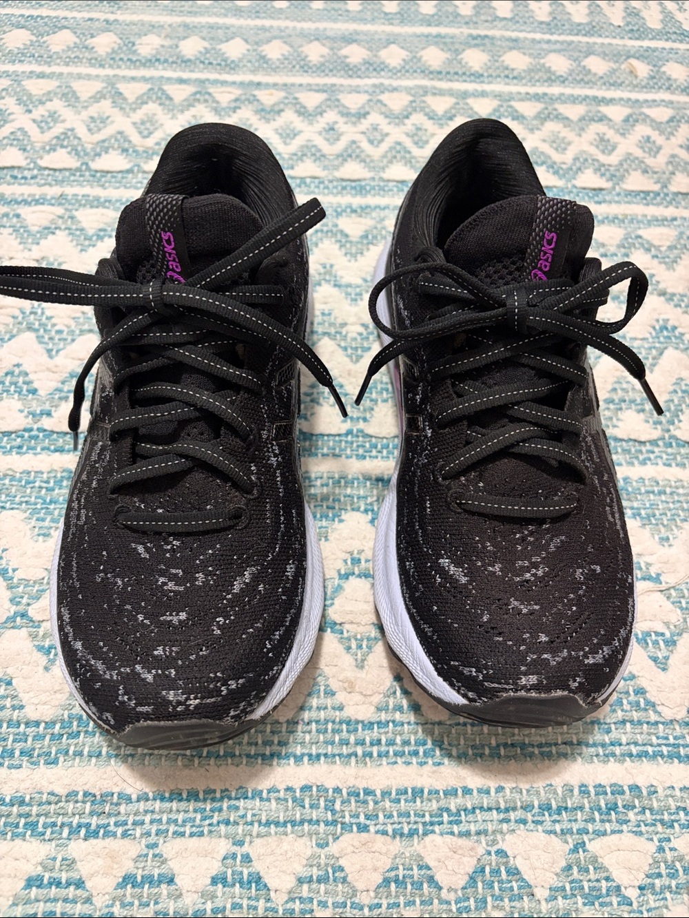 ASICS Gel Nimbus 24 Running Sneakers